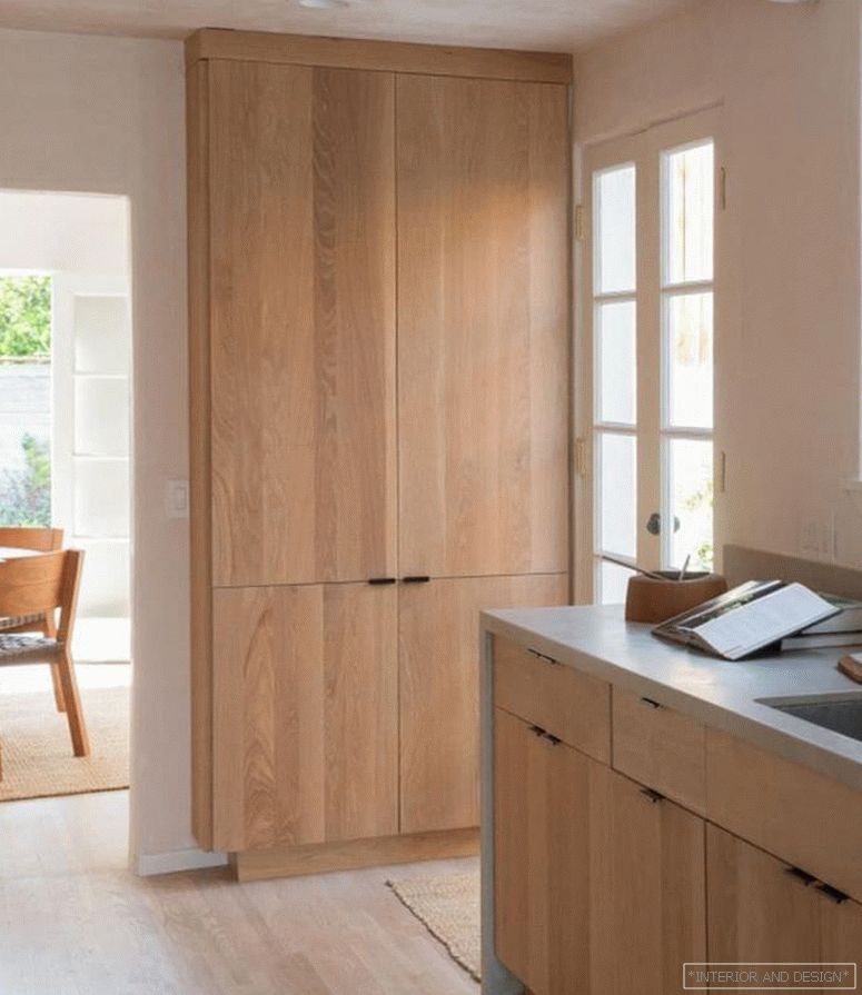 Küche mit Holzfassaden 1